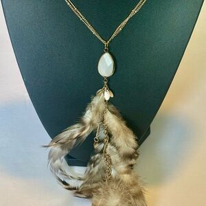Source Unknown Gold-Tone Pendant Necklace with White Stone and Natural Feathers